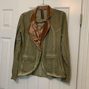 Aratta silent journey jacket with beautiful embroidery